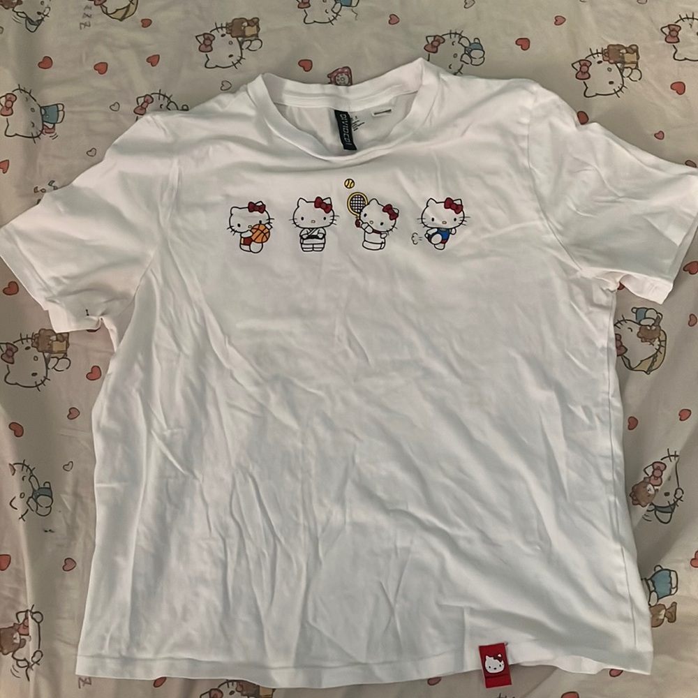 HELLO KITTY T-SHIRT